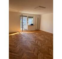Moderne 3-Zimmer Wohnung mit EBK & Stellplatz - Göppingen