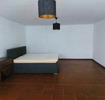 Einzimmer Wohnung Pohlheim - 550,00 EUR Kaltmiete, ca.  50,00 m² in Pohlheim (PLZ: 35415)