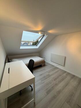 Foto - WG-Zimmer in 3er Mädels WG - 550,00&nbsp;EUR Kaltmiete, ca.&nbsp; 20,00&nbsp;m&sup2;