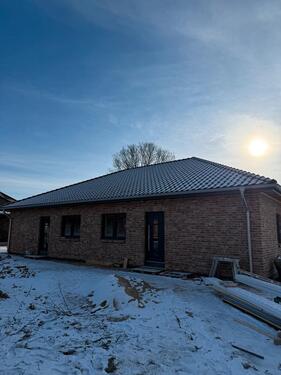 Foto - Neubau-Doppelhaushälfte (3 Zimmer, 88qm, Südterasse & Garten)