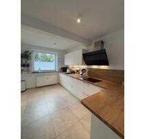 Sonnige 4-Zimmer-Maisonette am Bürgerpark mit EBK - Bremerhaven Schiffdorferdamm