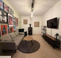 2-Zimmer-Altbauwohnung mit Garten, Terrasse & Kamin - Berlin Friedrichshain-Kreuzberg