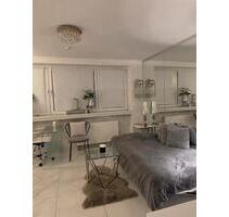 1 ZKB Köln Innenstadt - 1.050,00 EUR Kaltmiete, ca. 25,00 m² in Köln (PLZ: 50672) Innenstadt 1 ZKB Köln Innenstadt - 1.050,00 EUR Kaltmiete, ca. 25,00 m² in Köln (PLZ: 50672) Innenstadt