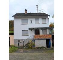 Einfamilienhaus mit großem Grundstück - Laufach