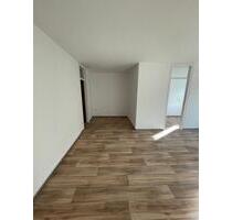 Schicke 2-Zimmer-Wohnung mit Balkon in Nürnberg Langwasser ***Besichtigung am Mittwoch, 29.10.2025 um 15:30 Uhr***