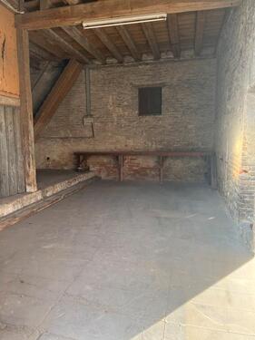 Foto - Stellplatz zu vermieten - Garage, Stellfläche, Fahrzeugunterstand