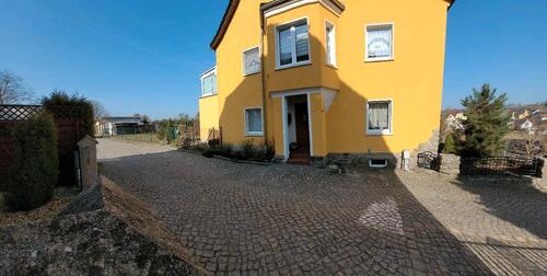 Foto - Charmante Einliegerwohnung mit großen GartenGarage&Kamin!