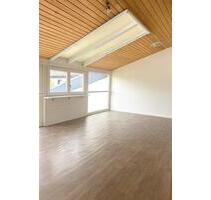 Helle 2,5 Zimmer-Wohnung in Egelsbach