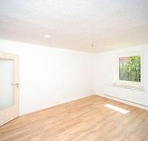 Ruhige Dachgeschosswohnung - 360,00 EUR Kaltmiete, ca.  51,69 m² in Eisleben (Lutherstadt) (PLZ: 06295)