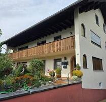Neuwertige 3 Zimmer DG Wohung zu vermieten - Lautrach