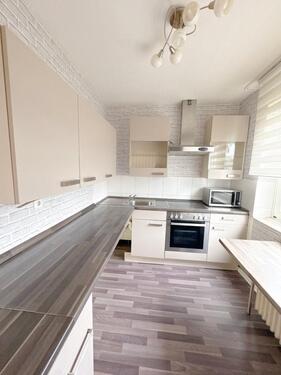 Foto - Einziehen & wohlfühlen – teilmöblierte 3-Zimmer-Wohnung mit Balkon