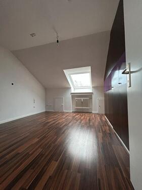 Foto - Dachgeschoßwohnung in Olching zur Miete