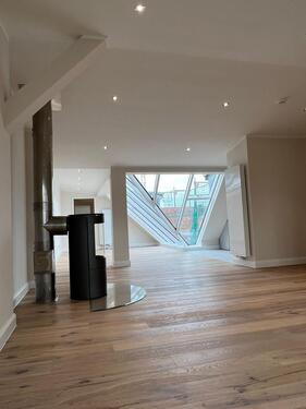 Foto - Wohnen auf höchstem Niveau – großzügige Dachgeschosswohnung mit Sauna