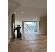 Wohnen auf höchstem Niveau – großzügige Dachgeschosswohnung mit Sauna - Berlin Tempelhof-Schöneberg