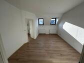 Foto - Neu Renovierte 3-Zimmer-Dachgeschosswohung in Chemnitz