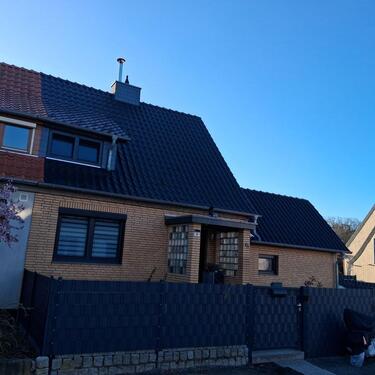 Foto - Familienfreundliche Doppelhaushälfte mit großem Garten, Pool und