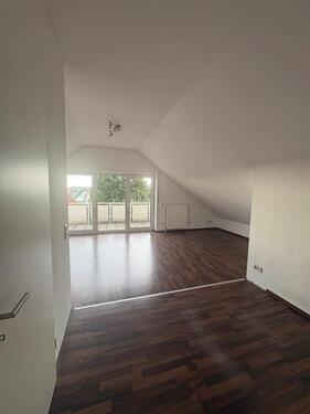 Foto - 1 Zimmer Dachgeschoßwohnung zur Miete in Schloß Holte-Stukenbrock
