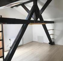 Charmante Dachgeschoss-Studiowohnung in Heide-Süderholm – frei