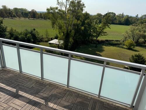 Foto - Exklusive 3 Zi DG Wohnung mit Küche und Balkon-FBH-Dusche-Wanne