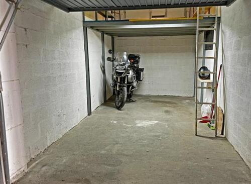 Foto - Überdachte abschließbare Motorrad-Stellplätze Berlin-Biesdorf