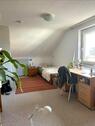Foto - Dachgeschosszimmer in Haus-WG mit Garten in Derendingen
