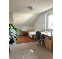 Dachgeschosszimmer in Haus-WG mit Garten in Derendingen - Tübingen
