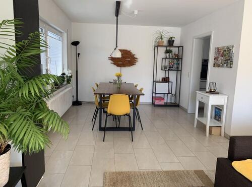 Foto - Helle 3,5-Zi.-Whg. mit EBK, 40qm-Balkon und Stellplatz in Asperg