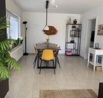 Helle 3,5-Zi.-Whg. mit EBK, 40qm-Balkon und Stellplatz in Asperg