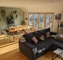 Sonnige und großzügig geschnittene Wohnung zu verkaufen - Pforzheim Weststadt