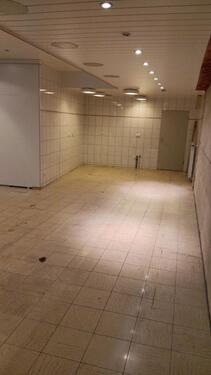 Foto - Interessanten Ladenlokal an der Hauptstrasse in Waldesch