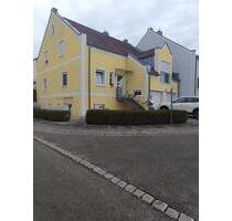 Großzügige Doppelhaushälfte mit Einliegerwohnung. Kaltmiete - Maxhütte-Haidhof