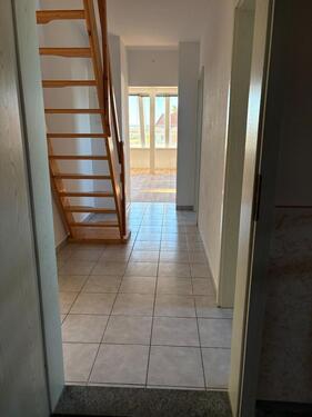 Foto - 3 Raum 81,4m² Dachgeschoss Whg Maisonette hell ruhig