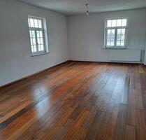 3 Zimmer Wohnung zu vermieten - 1.100,00&nbsp;EUR Kaltmiete, ca.&nbsp; 70,00&nbsp;m&sup2; in Blumberg (PLZ: 78176)