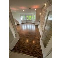 Helle 4 Zimmer-Maisonette-Wohnung in Dransfeld