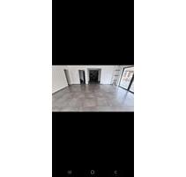 Laden Büro Gewerbefläche - 1.100,00 EUR Kaltmiete, in Kleinwallstadt (PLZ: 63839)