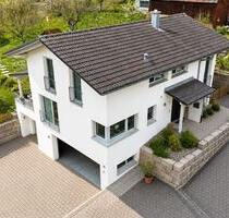 Schönes Einfamilienhaus mit tollem Grundstück im Grünen - Hohentengen am Hochrhein