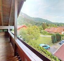 Helle 2 (bzw.3-) Zimmer-Dachgeschoss-Wohnung in Marquartstein