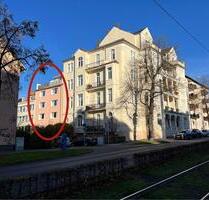 Moderne City-Wohnung mit Penthouse-Charakter und Balkon mit Herkulesblick! - Kassel