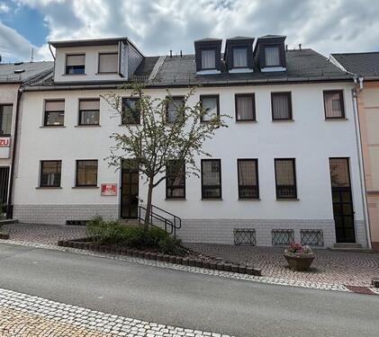 Foto - Wohnhaus Mehrfamilienhaus Gewerbe von privat