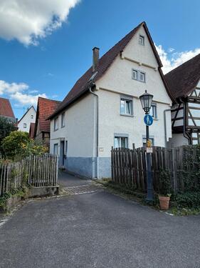 Foto - Fachwerkhaus mit Scheune & Garten in Oberderdingen