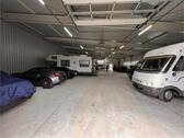 Foto - Stellplätze in moderner Halle- Wohnmobil, Auto oder Wohnwagen