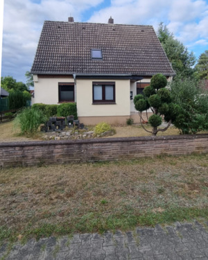 Foto - Haus mit Charakter und 1075m² Bauland