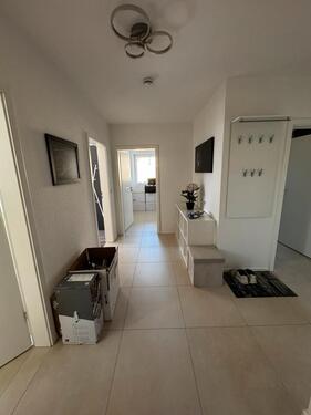 Foto - Moderne, helle Wohnung mit Balkon, Fußbodenheizung & Stellplatz