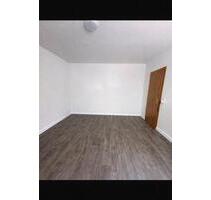 FRAUEN WG zimmer am bahnhof - 430,00&nbsp;EUR Kaltmiete, ca.&nbsp; 65,00&nbsp;m&sup2; in Uelzen (PLZ: 29525)