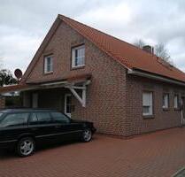 Charmantes Einfamilienhaus mit Einliegerwohnung in Horsten - Friedeburg
