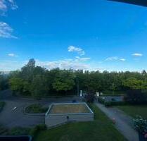 Helle zwei Zimmer Wohnung - 1.070,00&nbsp;EUR Kaltmiete, ca.&nbsp; 50,00&nbsp;m&sup2; in Waiblingen (PLZ: 71334) Beinstein