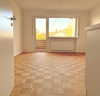 Foto - Erstbezug nach Sanierung: 2-Zi-Wohnung mit Balkon in S-Feuerbach