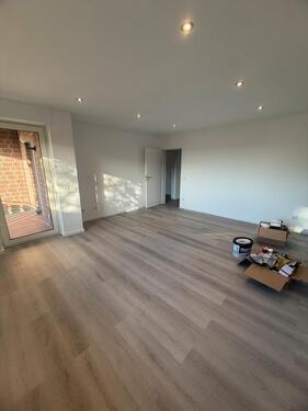 Foto - Kernsanierte 3- Zimmer Wohnung mit Garage und Loggia