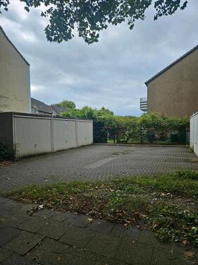 Foto - Garage zu vermieten - 90,00 EUR Miete,