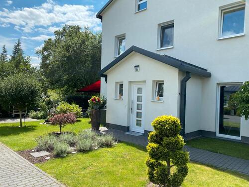 Foto - Provisionsfrei: Elegantes Doppelhaus mit 4 Zimmern in Falkensee